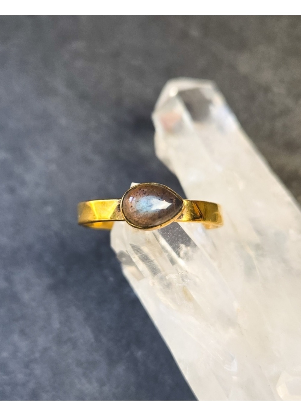 Nwt Baizaar Teardrop Labradorite Hammered Stacking Ring View 4